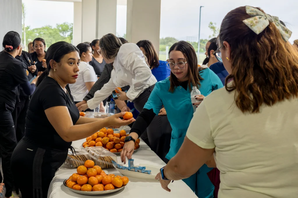 Así se vivió nuestra jornada especial del pasado 29 de mayo junto a las madres que forman parte de nuestra institución. En Hospital HEMA, entendemos que el cuidado y bienestar de nuestra familia interna se traduce de forma directa en la calidad asistencial que recibe cada uno de nuestros pacientes. Continuamos innovando mediante nuestra alta tecnología y un trabajo constante enfocado en brindar una salud de excelencia.